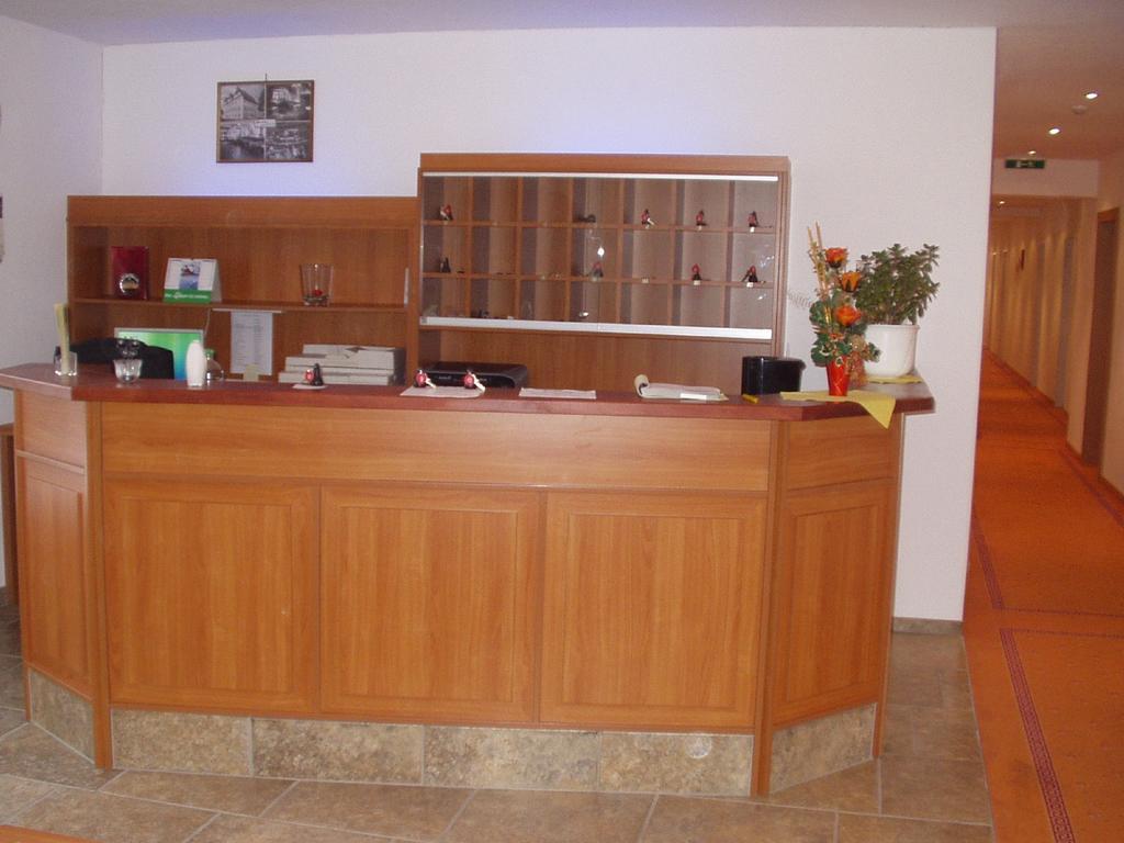 Stiftshotel Garsten Щайр Екстериор снимка